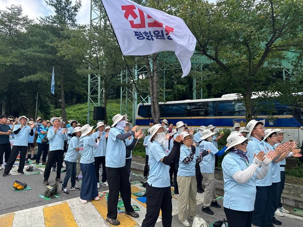 8월 15일 2025 자주평화실천단 '내란외환 전쟁세력 청산하자! 전쟁유도 드론작전사령부 규탄대회' ⓒ한경준 기자